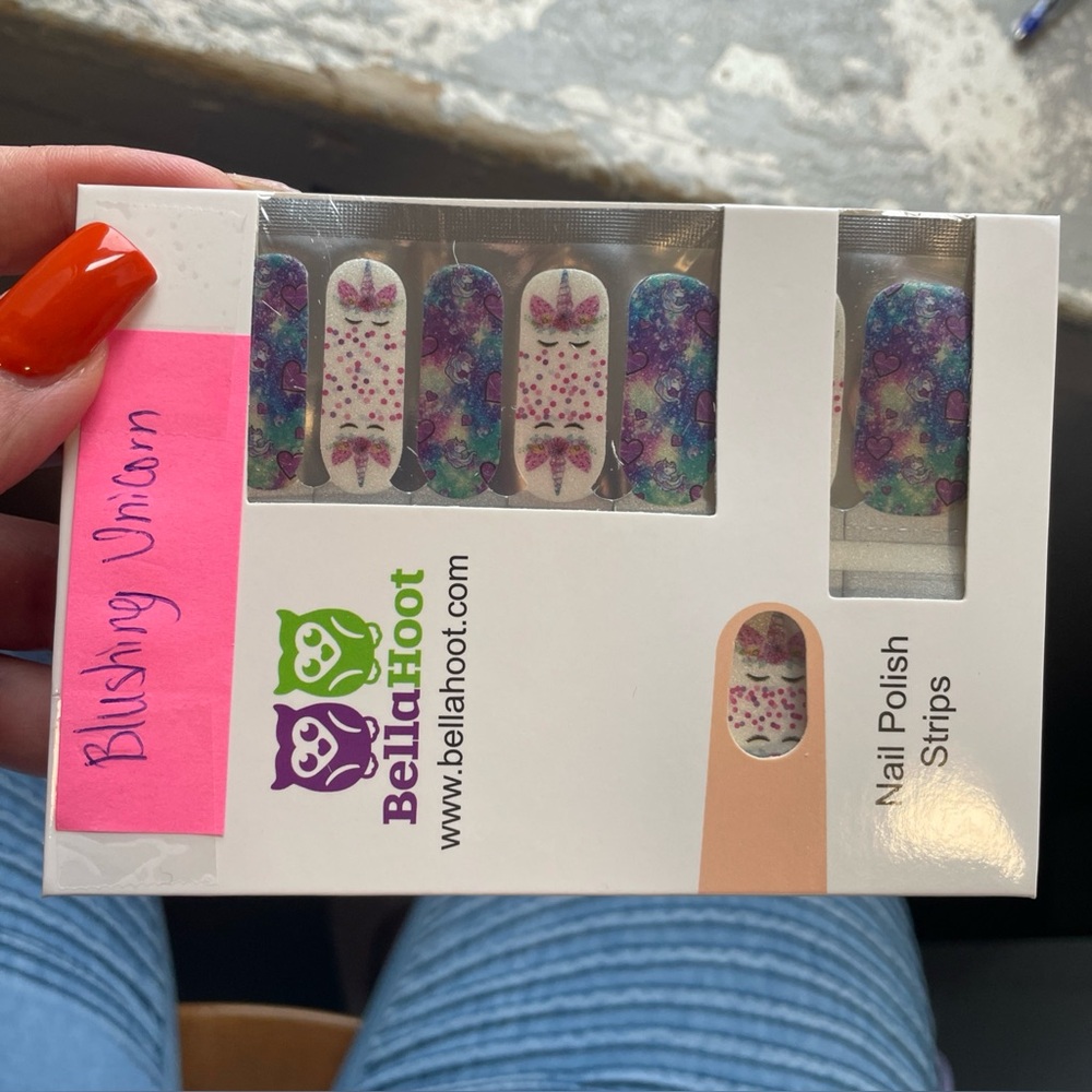 BellaHoot Blushing Unicorn Nail Polish Strips